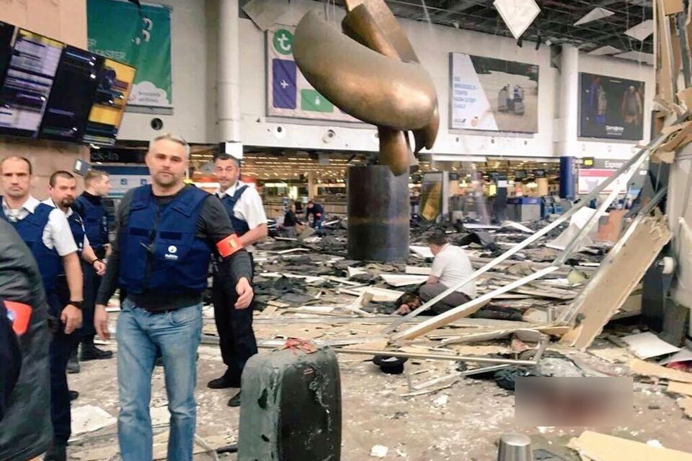 Brüksel'de 3 patlama: 28 ölü 